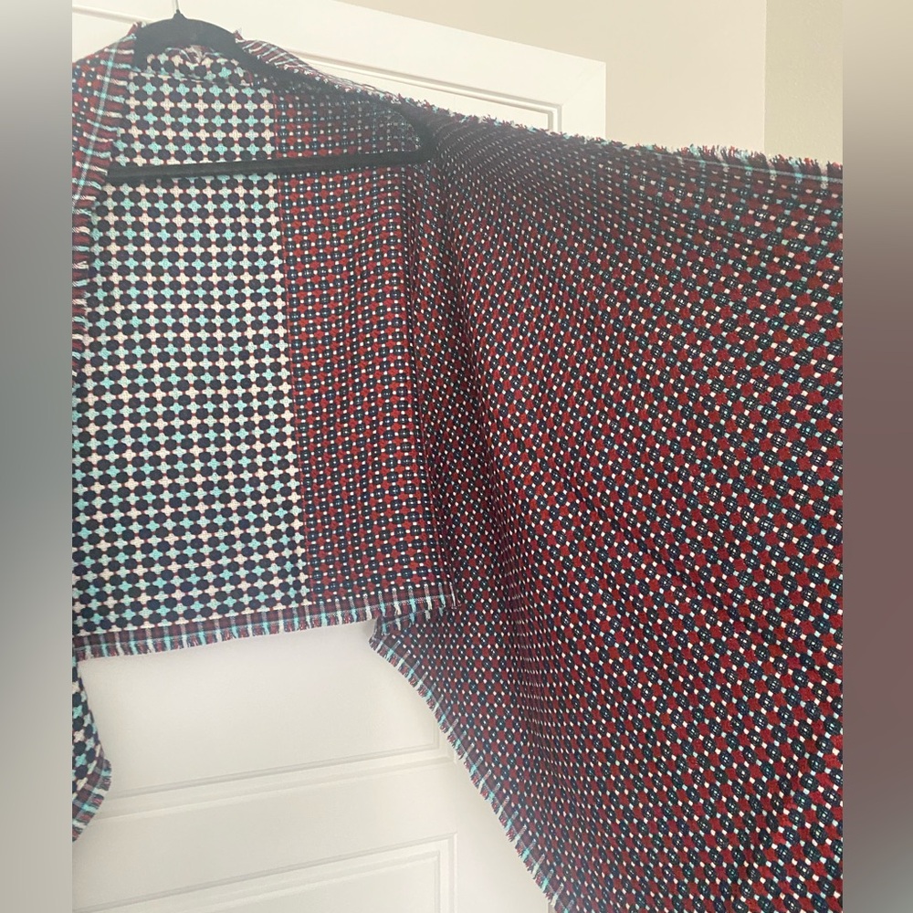 Gorgeous Echo Woven Fringe Scarf/ Pashmina in Teal, Red & Black - Picture 5 of 9